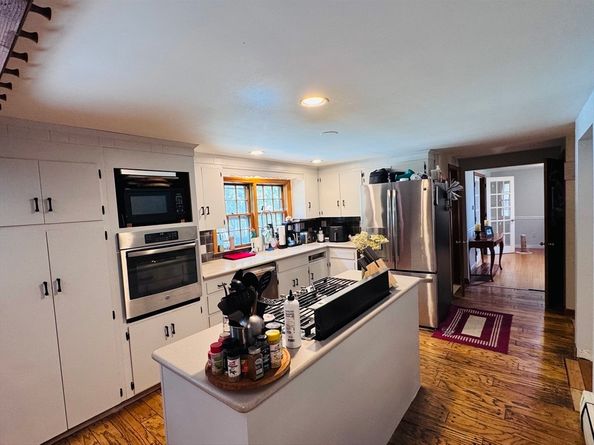 13 Hemlock Ln, Milford MA 01757