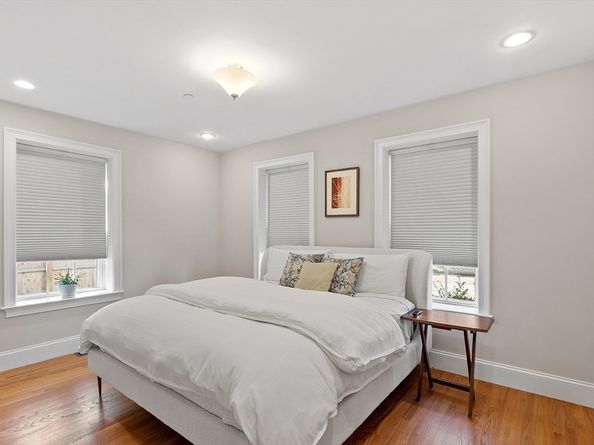 41 Washington B, Newburyport MA 01950