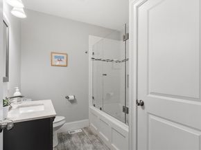 41 Washington B, Newburyport MA 01950