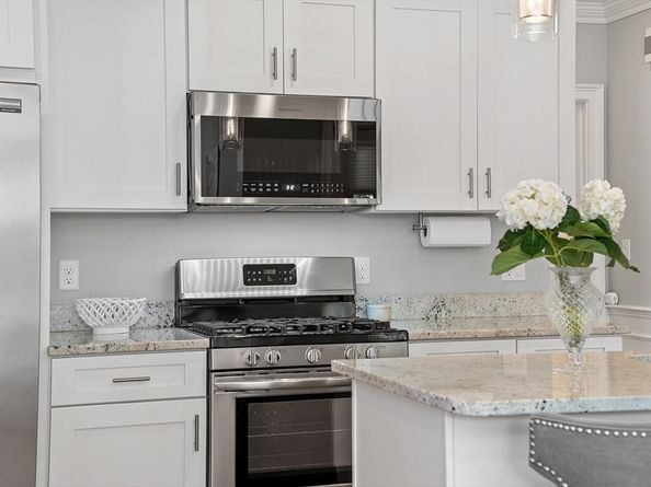 41 Washington B, Newburyport MA 01950