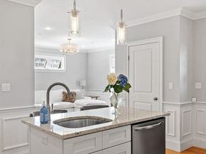 41 Washington B, Newburyport MA 01950