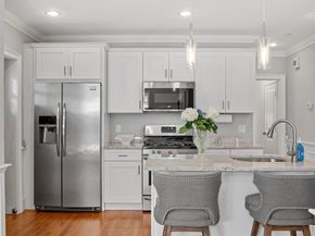 41 Washington B, Newburyport MA 01950