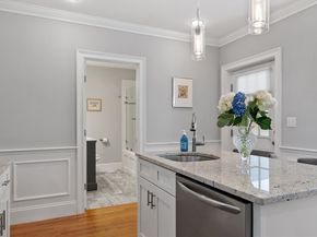 41 Washington B, Newburyport MA 01950