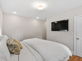 41 Washington B, Newburyport MA 01950