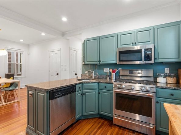 12 Dresden St 1, Boston MA 02130