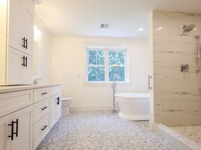 8 Bellmore Road, Framingham MA 01702