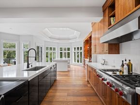 497 Old Road To 9 Acre Corner, Concord MA 01742