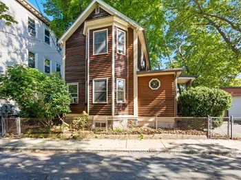 44 Newbern St