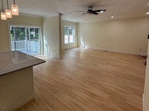 14 Welch Ave B, Rutland MA 01543