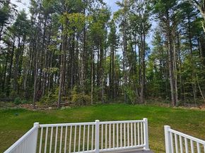 14 Welch Ave B, Rutland MA 01543