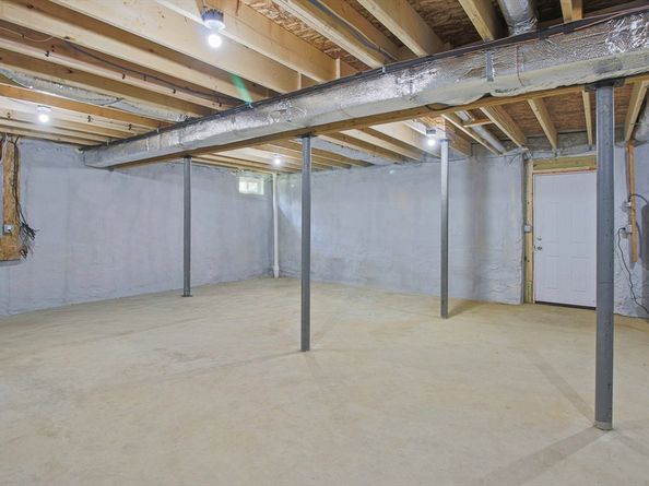 14 Welch Ave B, Rutland MA 01543