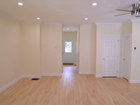 14 Welch Ave B, Rutland MA 01543