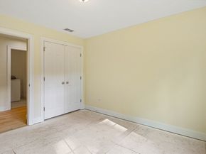 14 Welch Ave B, Rutland MA 01543