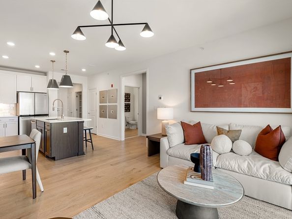 2 Codman Way 5103, Westborough MA 01581