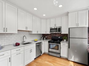 13 Thacher St 2, Boston MA 02113