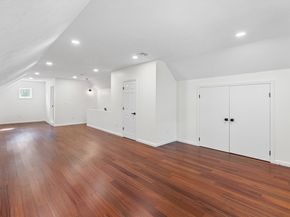 16 Shipley Cir, Westford MA 01886