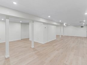 16 Shipley Cir, Westford MA 01886