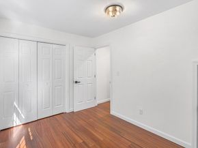 16 Shipley Cir, Westford MA 01886