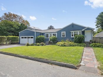 2 Lodge Rd
