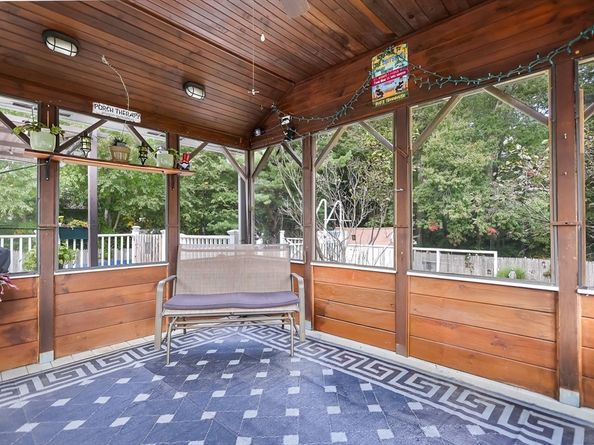 31 Harjean Rd, Billerica MA 01821