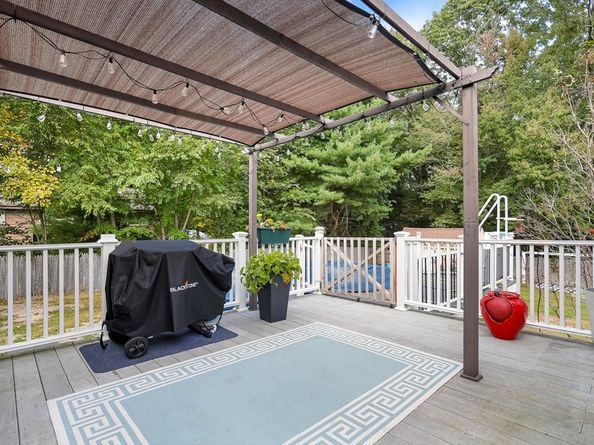 31 Harjean Rd, Billerica MA 01821