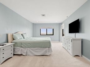 90 Quincy Shore Dr 701, Quincy MA 02171