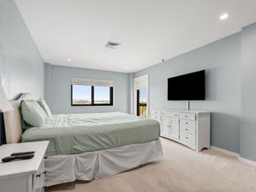 90 Quincy Shore Dr 701, Quincy MA 02171