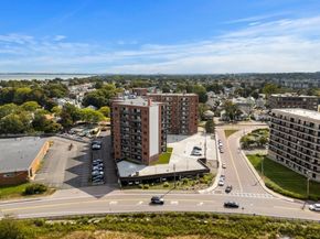 90 Quincy Shore Dr 701, Quincy MA 02171