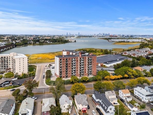 90 Quincy Shore Dr 701, Quincy MA 02171