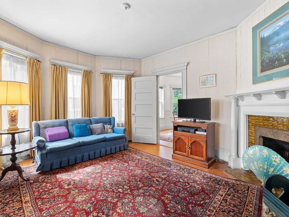 44 Walnut Street, Everett MA 02149