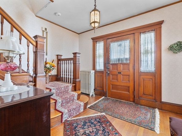 44 Walnut Street, Everett MA 02149