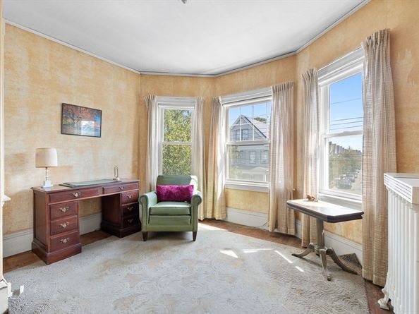 44 Walnut Street, Everett MA 02149