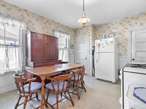 44 Walnut Street, Everett MA 02149