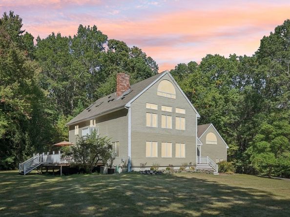 45 S Shaker Rd, Harvard MA 01451