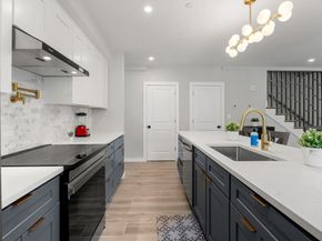 59 Perrin 1, Boston MA 02119
