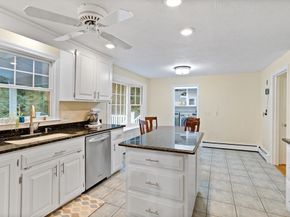 38 Robin Road, Norfolk MA 02056