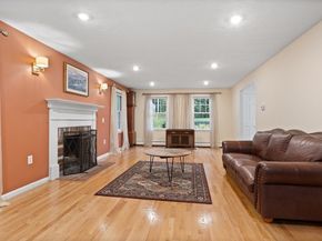 38 Robin Road, Norfolk MA 02056