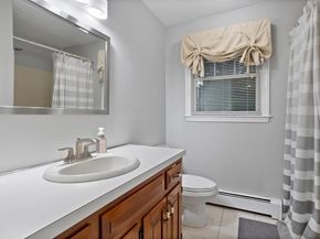 38 Robin Road, Norfolk MA 02056