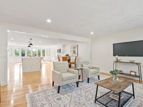 332 North Rd, Bedford MA 01730