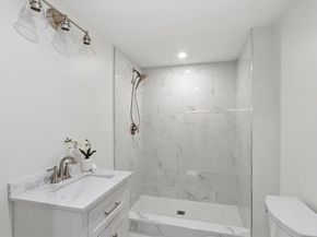 332 North Rd, Bedford MA 01730