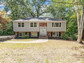 332 North Rd, Bedford MA 01730
