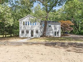 332 North Rd, Bedford MA 01730