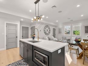 375 Hyde Park Avenue 3, Boston MA 02131