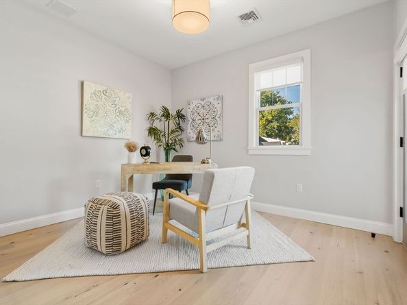 375 Hyde Park Avenue 3, Boston MA 02131