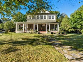 57 Upper Gore Rd, Webster MA 01570
