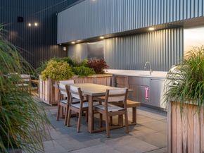 76 Wareham St 5D, Boston MA 02118
