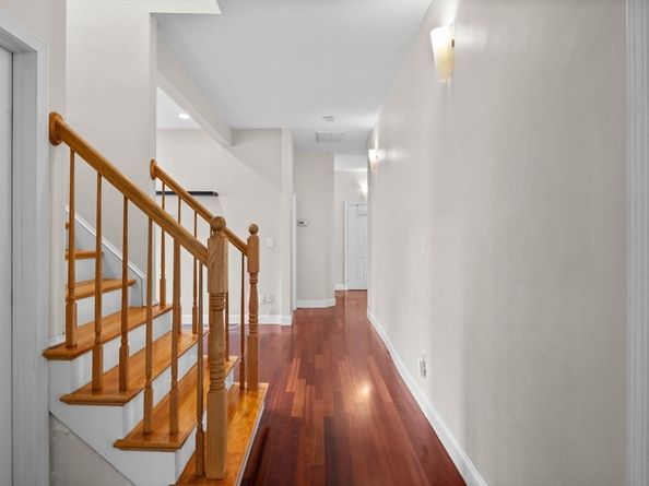 647 East 3rd 2, Boston MA 02127