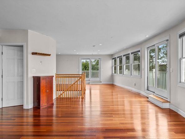 647 East 3rd 2, Boston MA 02127