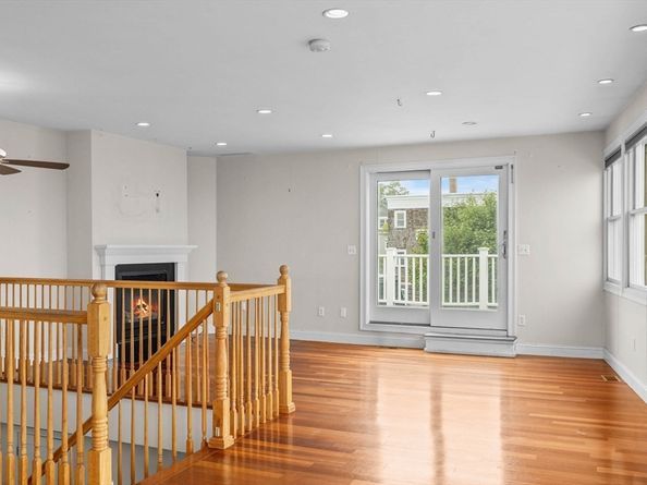 647 East 3rd 2, Boston MA 02127