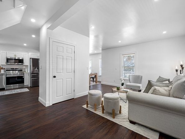 1 Avon Place, Fitchburg MA 01420